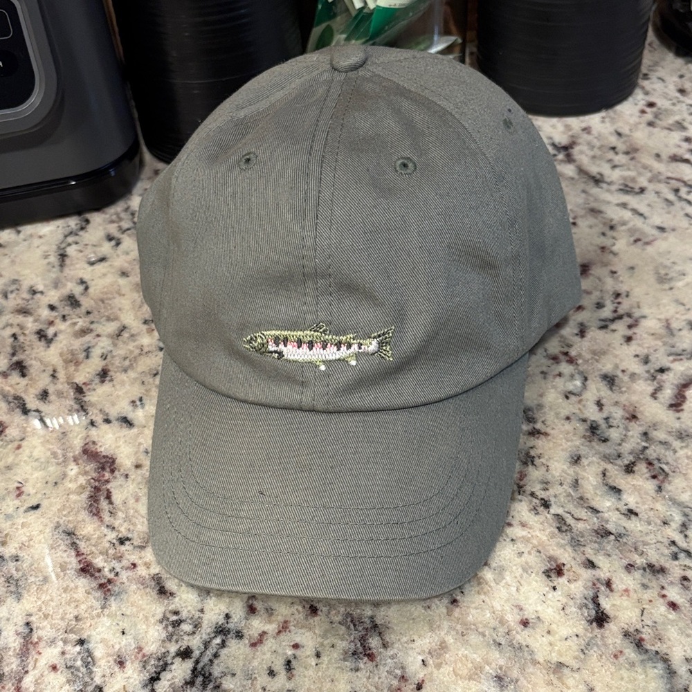 Columbia PFG Hat Fishing Green Trout Hobby Gift Outdoors Camping School Walk Gym